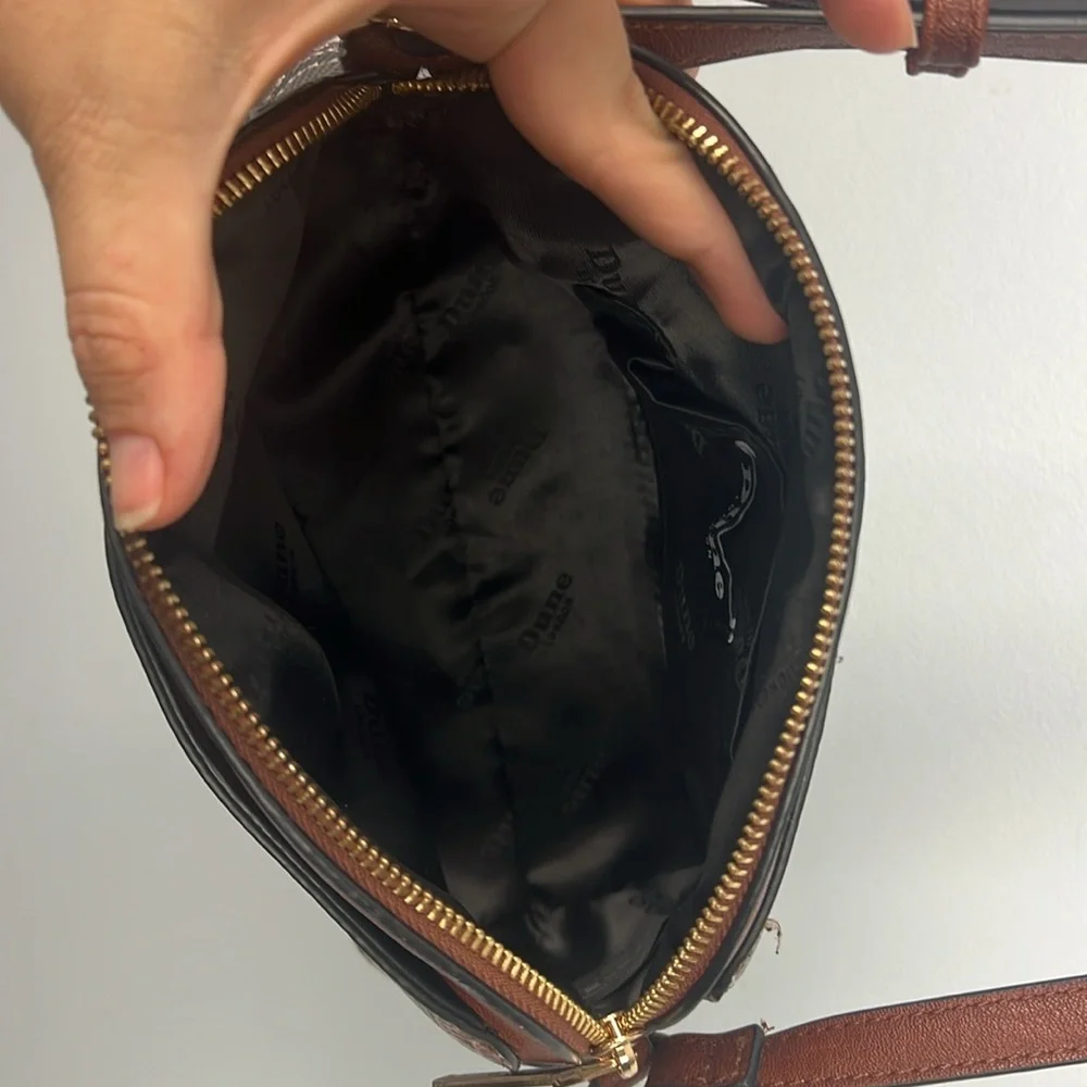 Elegant Snakeskin Crossbody Bag in Brown and Cream